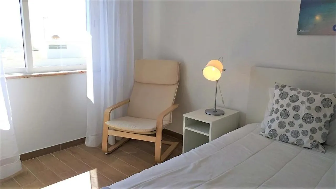 T1 Mira Praia 7 - Remodelado, Ar-Condicionado, Vista Mar, Wifi Quarteira 0*,  Portugal