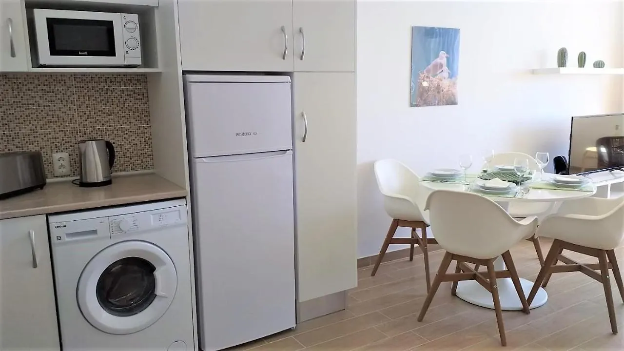T1 Mira Praia 7 - Remodelado, Ar-Condicionado, Vista Mar, Wifi Quarteira Apartment