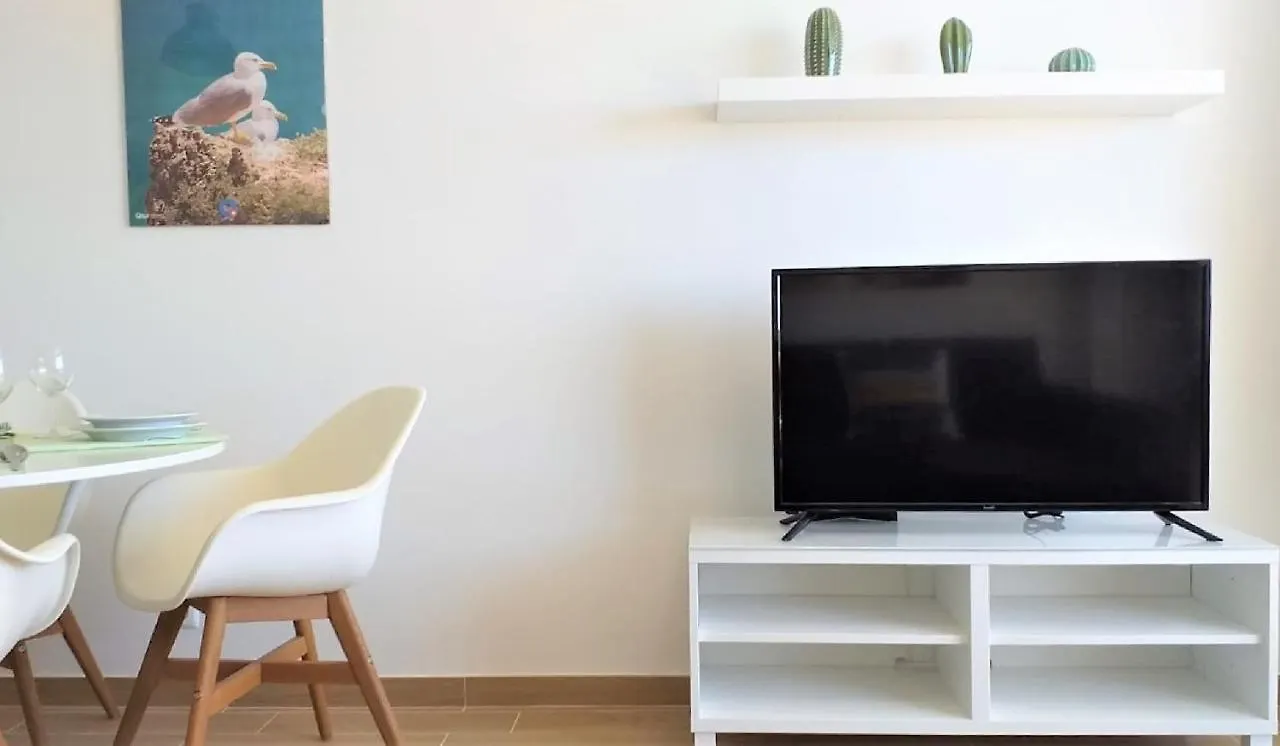 T1 Mira Praia 7 - Remodelado, Ar-Condicionado, Vista Mar, Wifi Quarteira